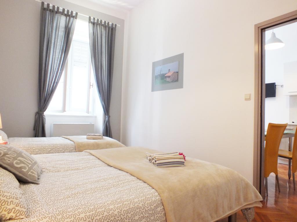 Apartman Draguć Pula Bagian luar foto